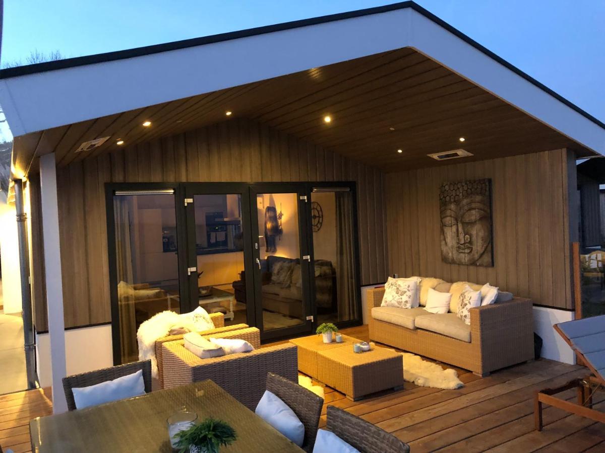 Vakantie Villa Markermeer 보벤카스펠 외부 사진